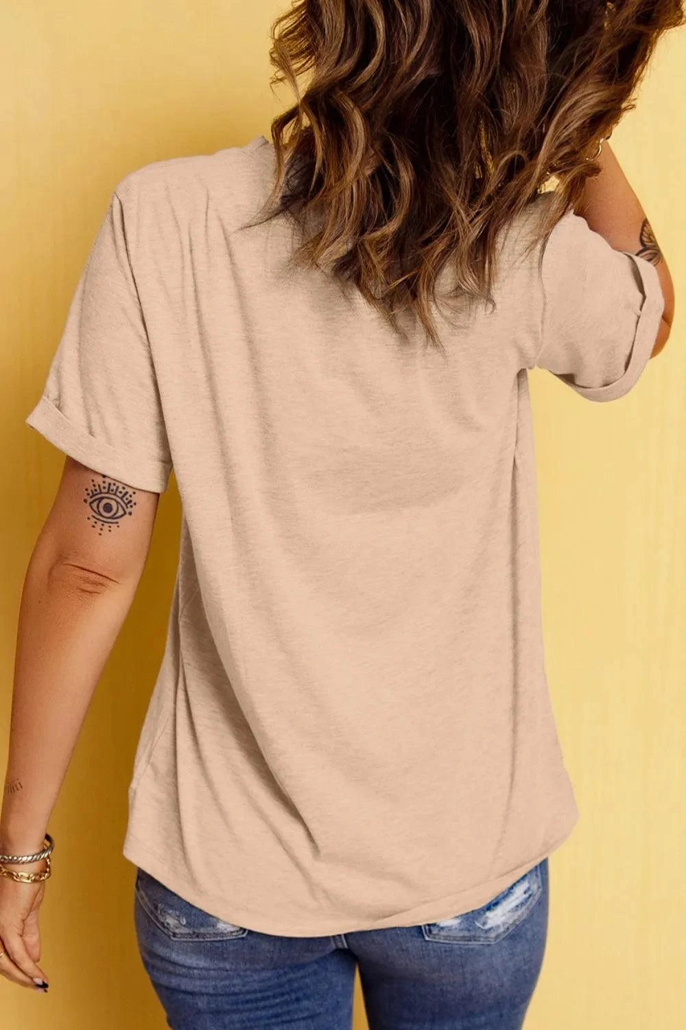 Rodeo Horse Graphic Western Cowgirl T ShirtFeatures:Basic style
Stretch:Slightly stretchy
Material composition:62% polyester, 32% cotton, 6% elastane
Care instructions:Machine wash cold. Tumble dry low.
ImporMerit SellRodeo Horse GraphicTrendsi
