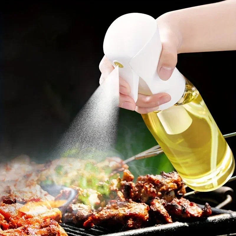 Merit Sell kitchen oil dispenser sprayer spraying oil on grilled meat for easy cooking
