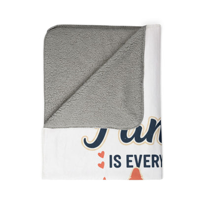 Family Is Everything Sherpa Blanket — Cozy Fleece Gift for Parents & Kids