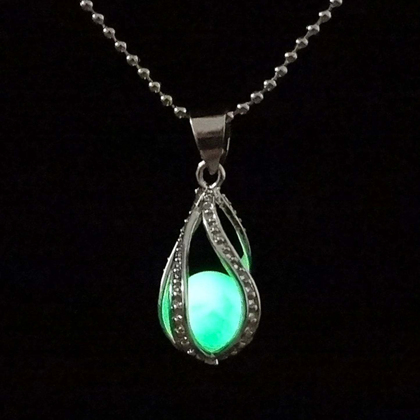 Luminous Pendant Necklace