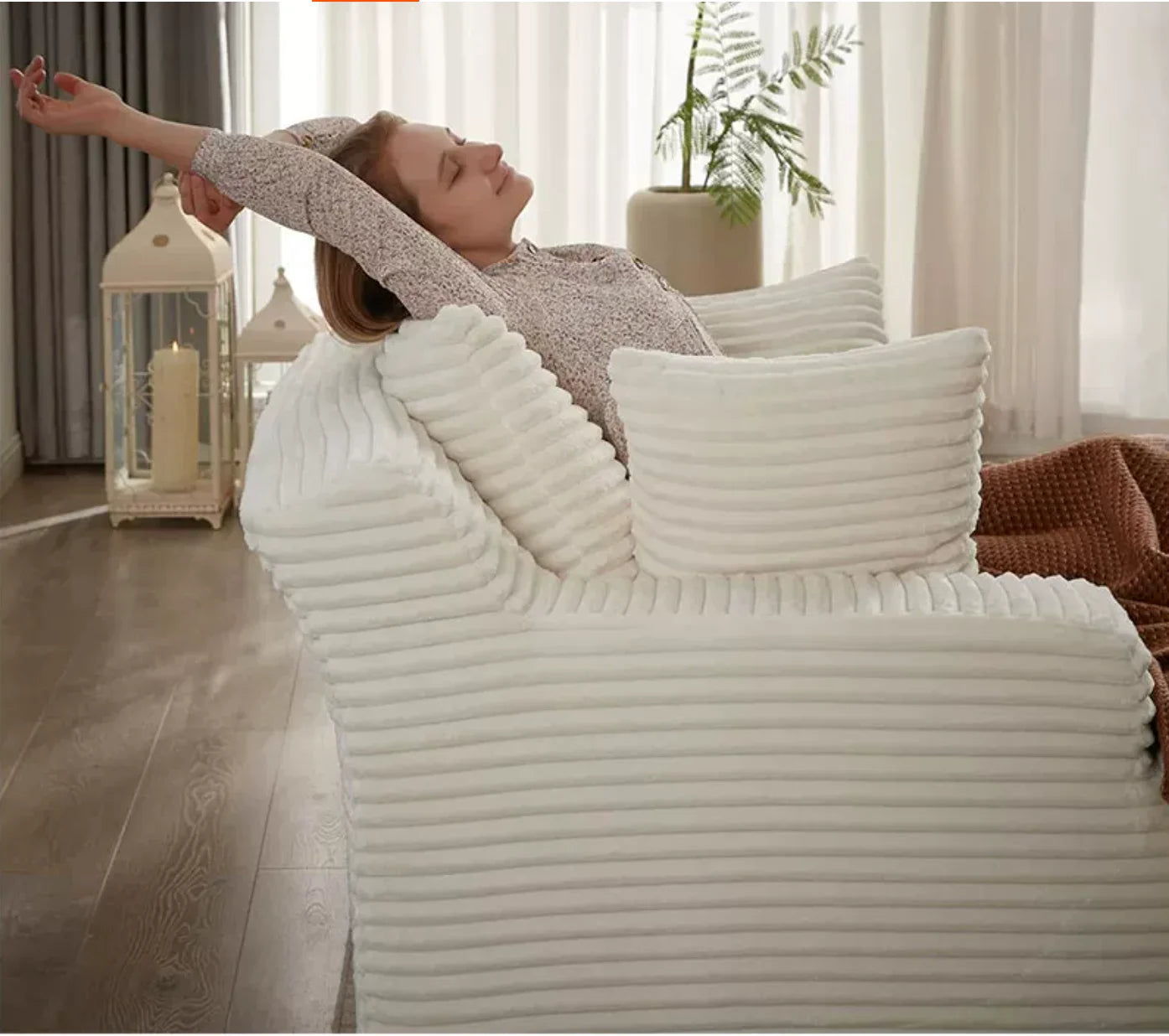 US Stock Minimalist Velvet Sofa Bed with Foam Filling Vacuum Packed Compression Design for Bedroom Hotel Use