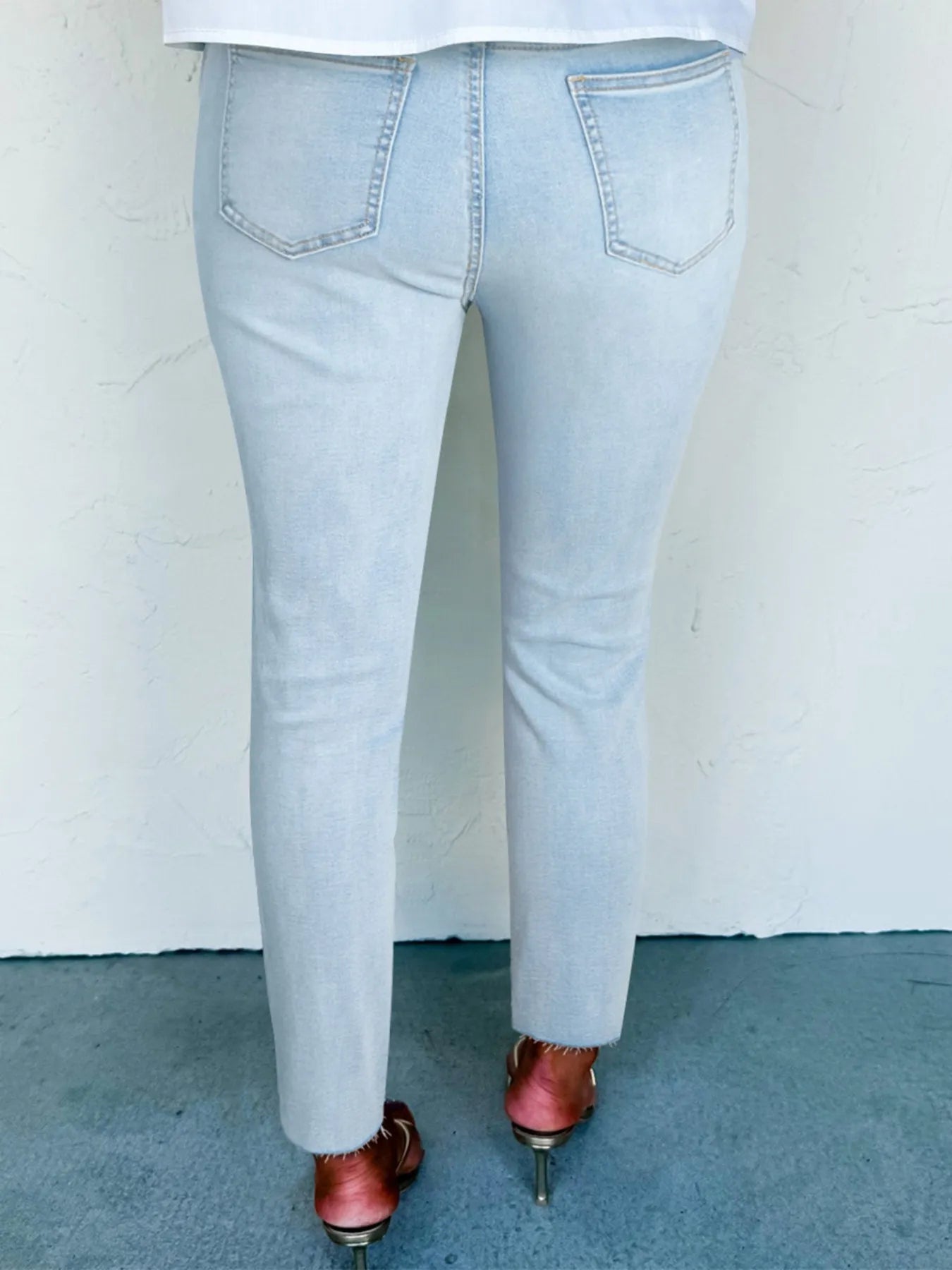Mid Rise Ankle-Length Distressed Skinny Jeans - Merit Sell