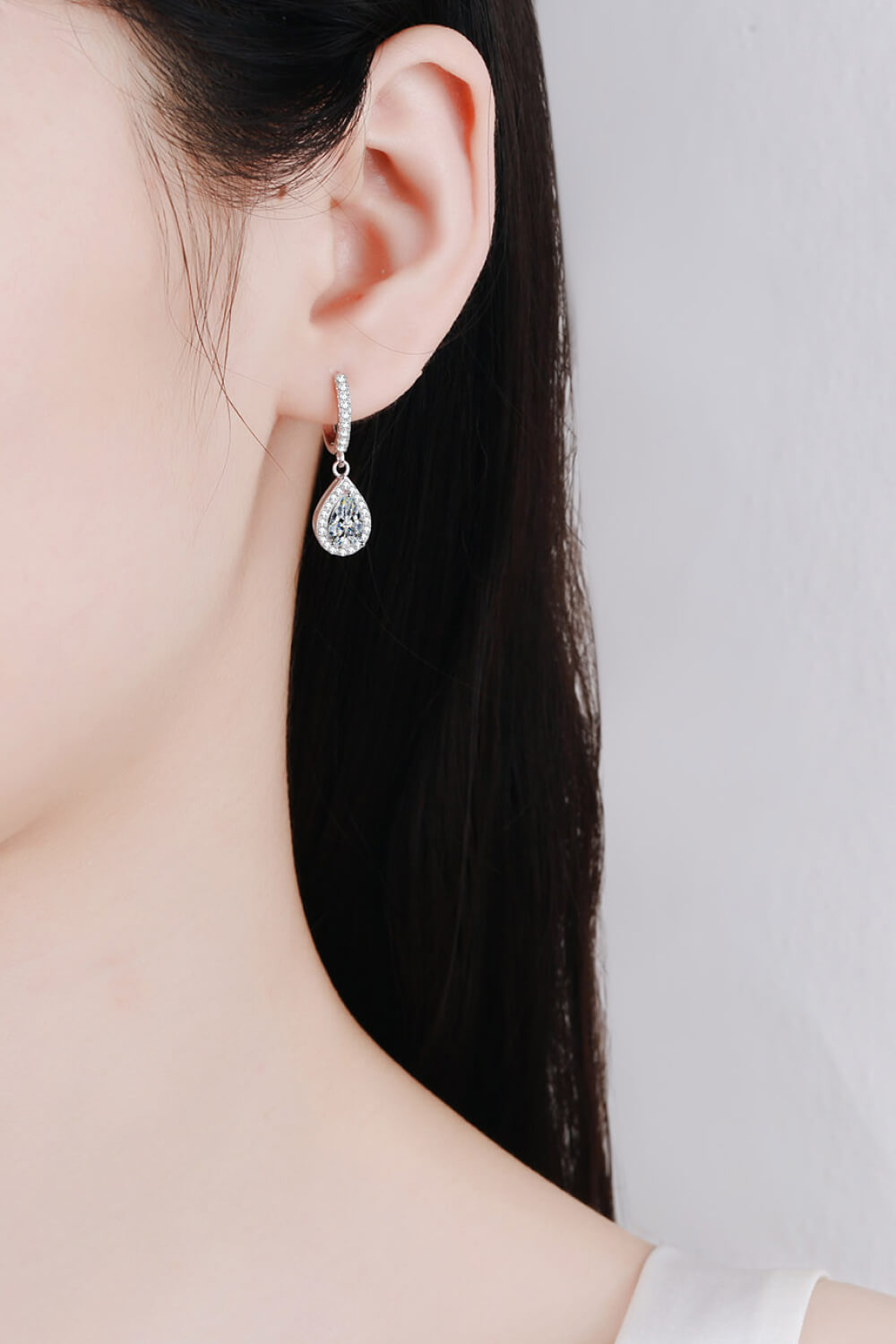 Moissanite Teardrop Earrings - Merit Sell