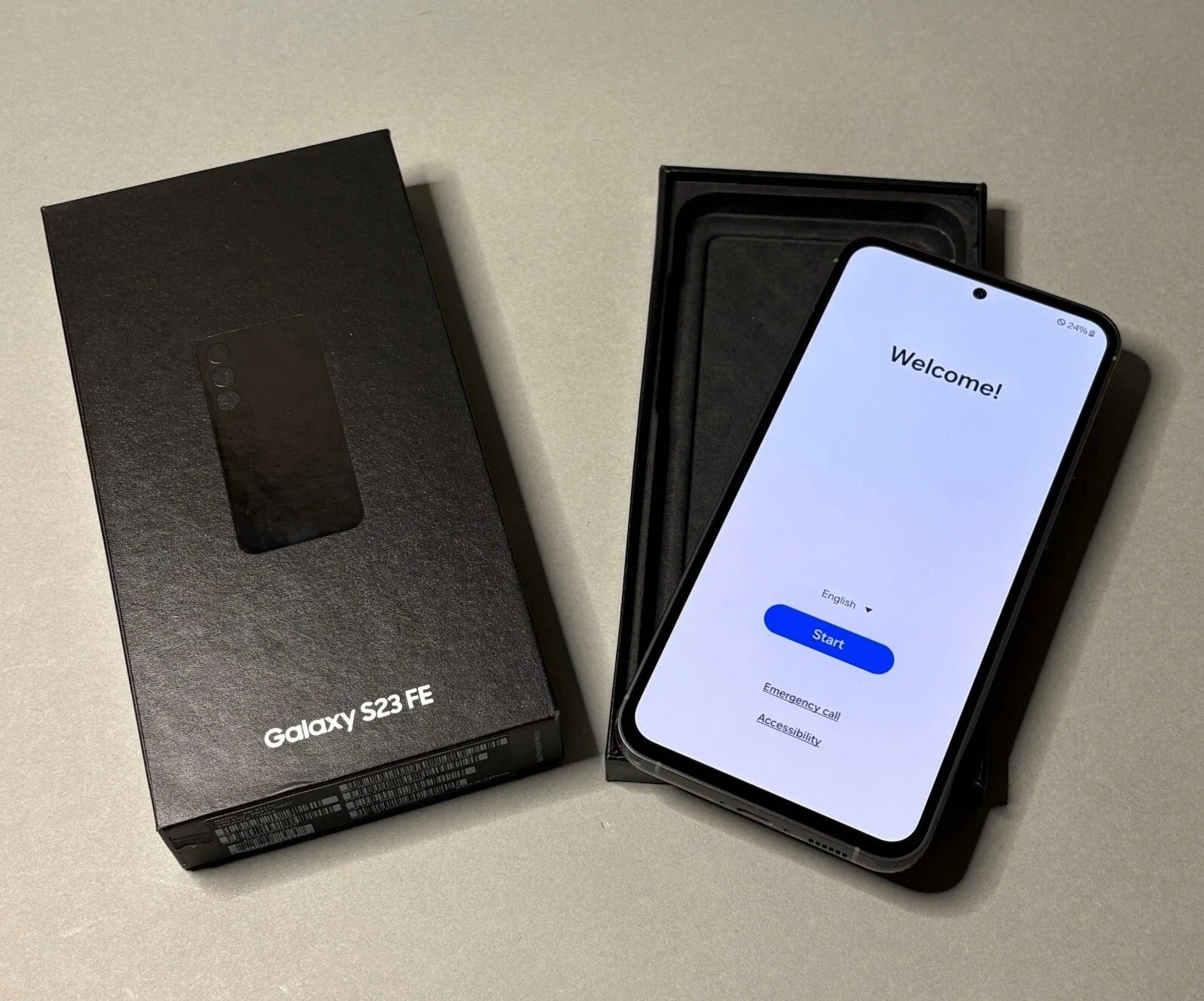 Original Samsung Galaxy S23 FE 5G S7110 S711B S711U1 S711N 6.4" AMOLED 8GB 128/256GB Unlocked Android Cell Phone Virtually New - Merit Sell