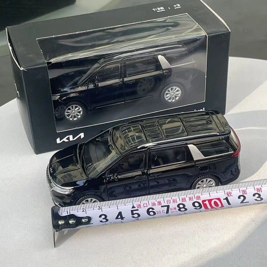 Die-cast 1:38 scale from KIA Carnival alloy car decoration Collection Alloy pull-back car model collection souvenirs