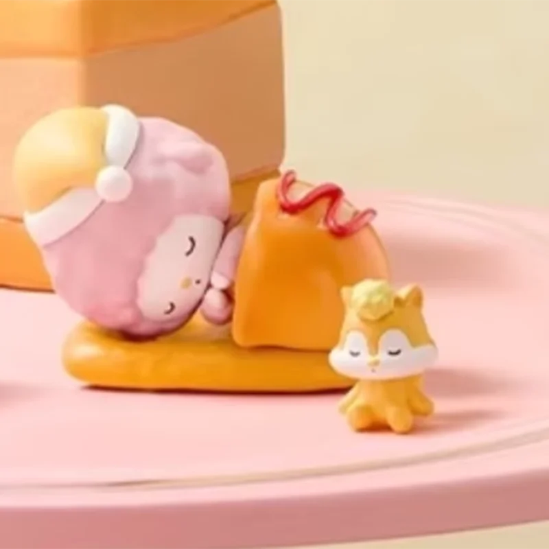 MINISO Sanrio Happy Baking Series Figice Blind Box Genuine Trendy Toy Surprise Gift for Girls