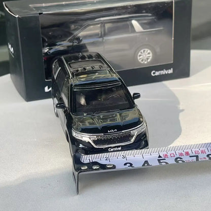 Die-cast 1:38 scale from KIA Carnival alloy car decoration Collection Alloy pull-back car model collection souvenirs