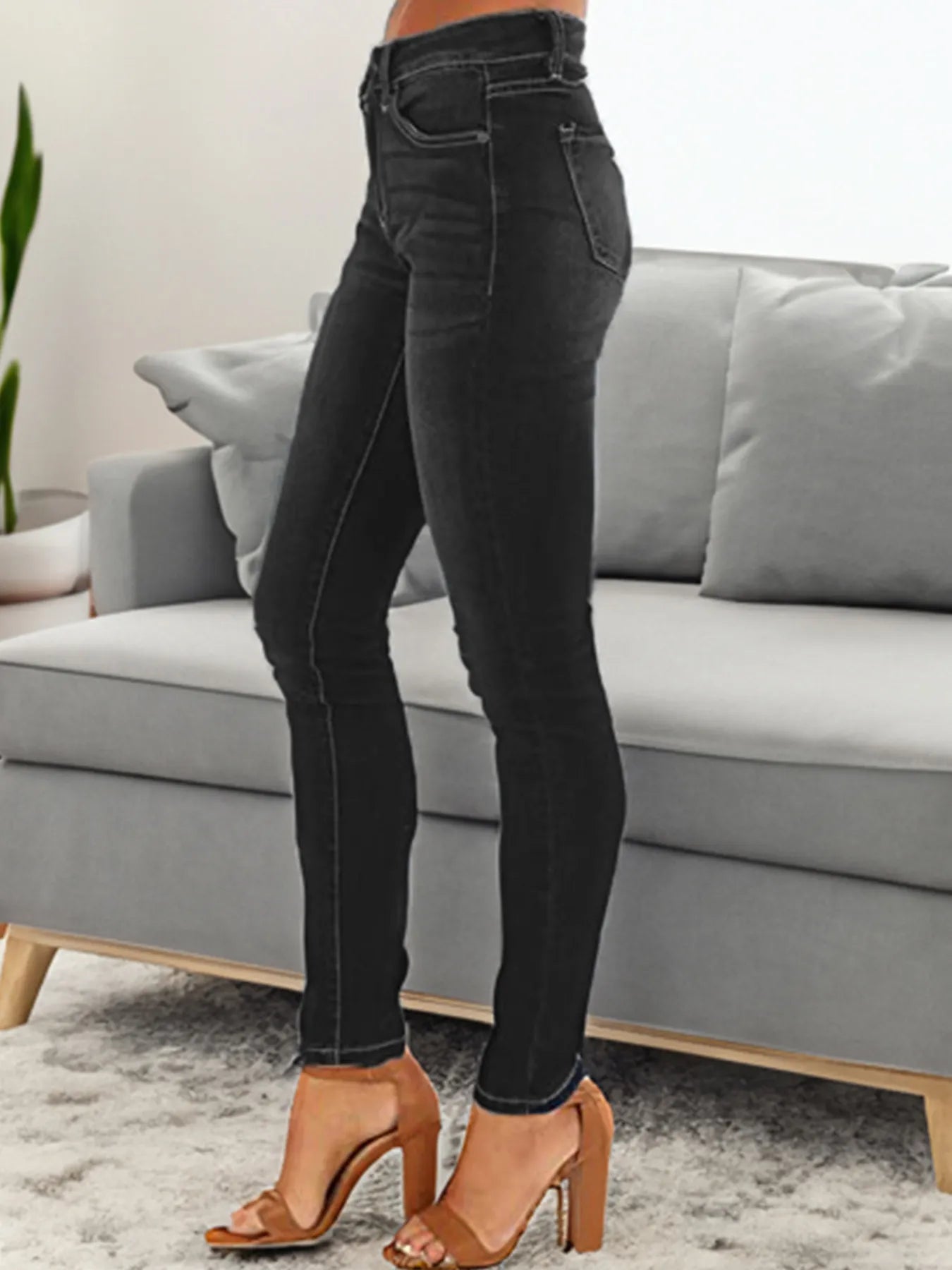 Skinny Fit Washed Jeans - Merit Sell